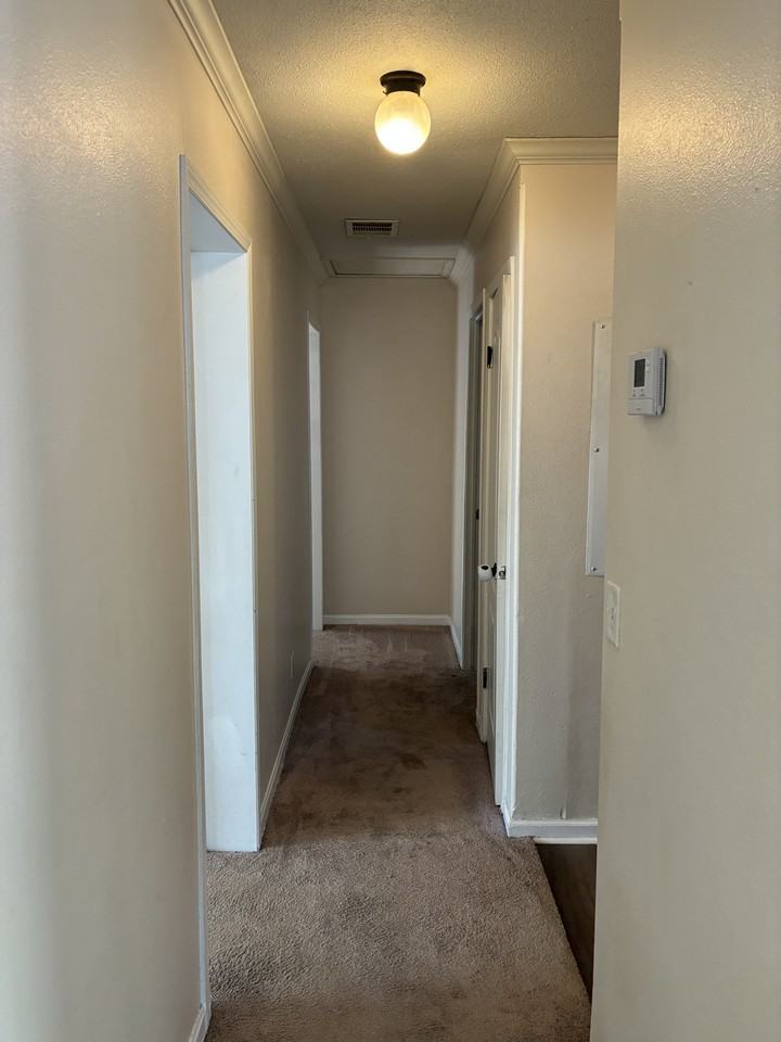 6211 W Ridley St #1 - Photo 3 of 23