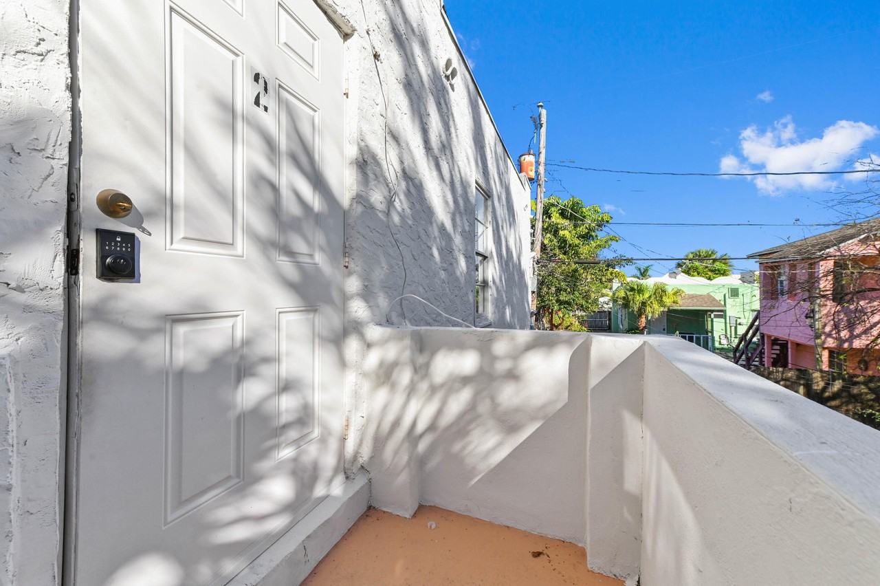 515 Putnam Rd - Photo 4 of 23