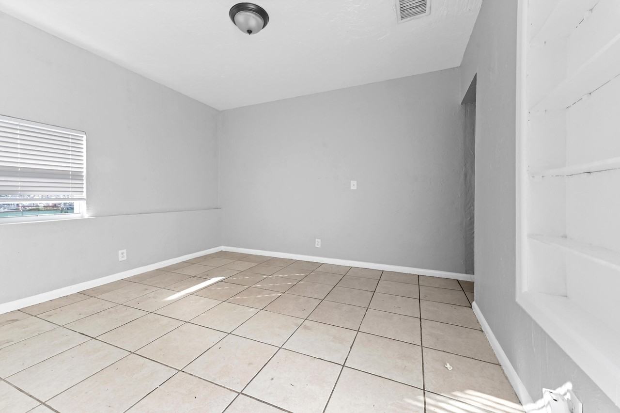 515 Putnam Rd - Photo 6 of 23