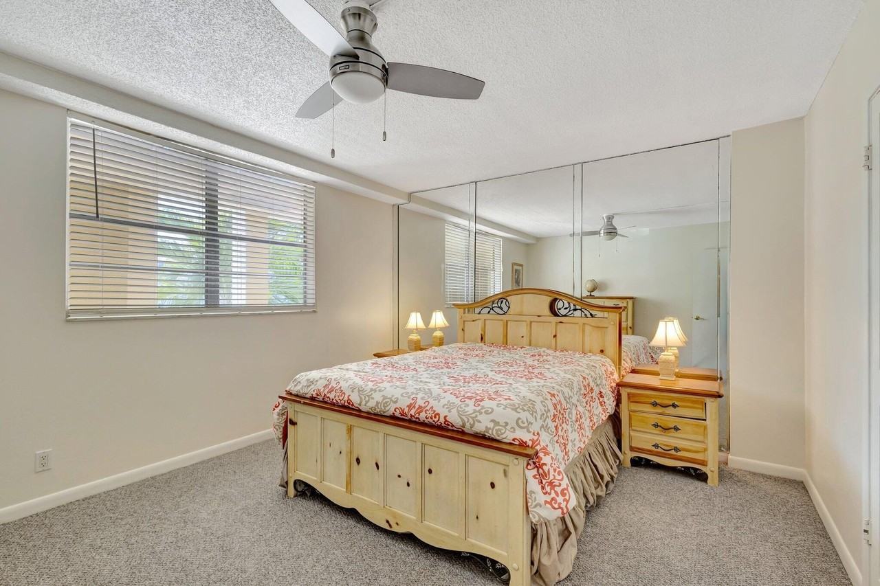 105 Paradise Harbour Blvd #307 - Photo 5 of 16