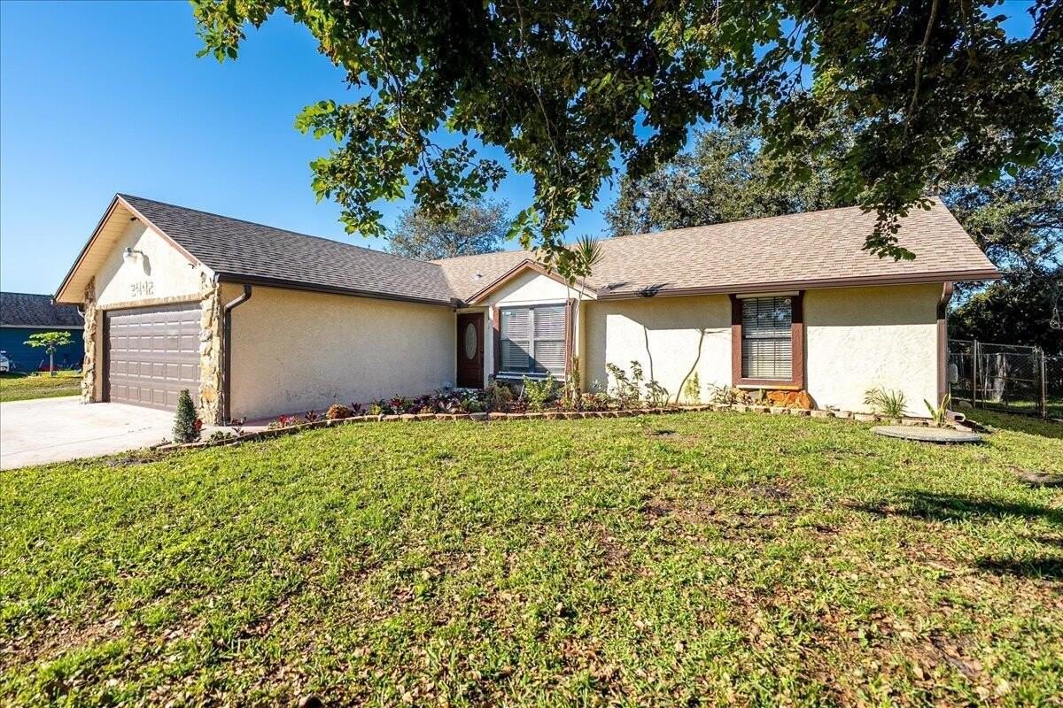 2442 Sw Lafayette St - Photo 2 of 35