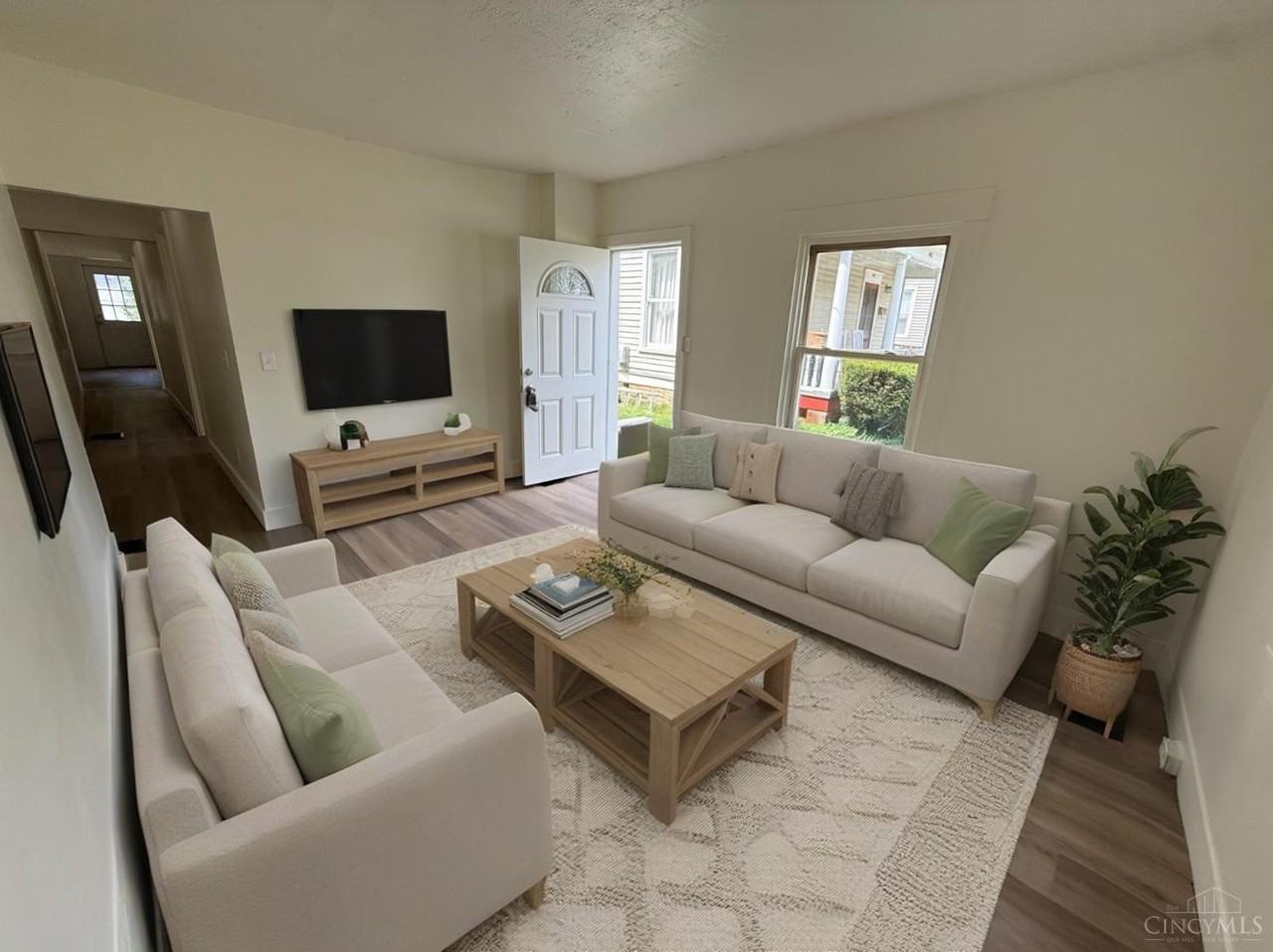 445 E Silver St #1 - Photo 2 of 14