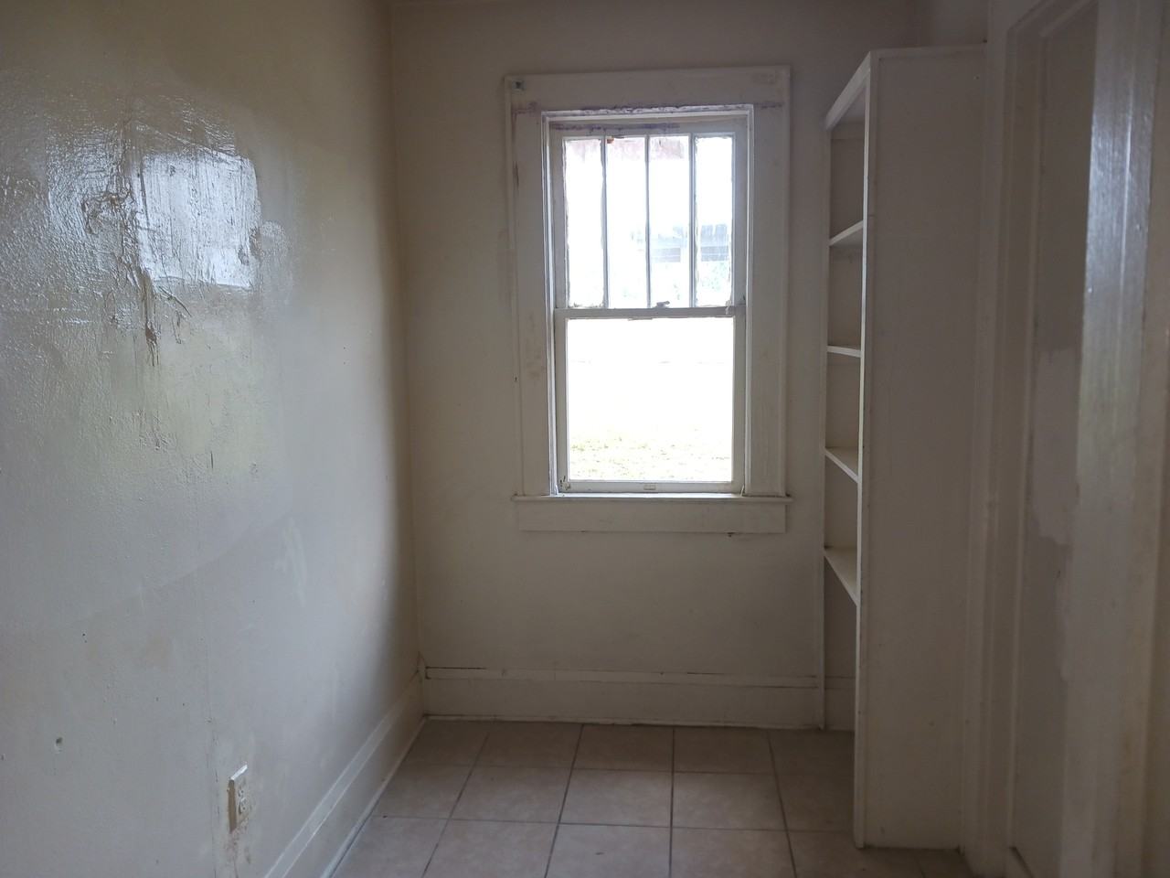 720 6th St Nw #1 - Photo 3 of 11