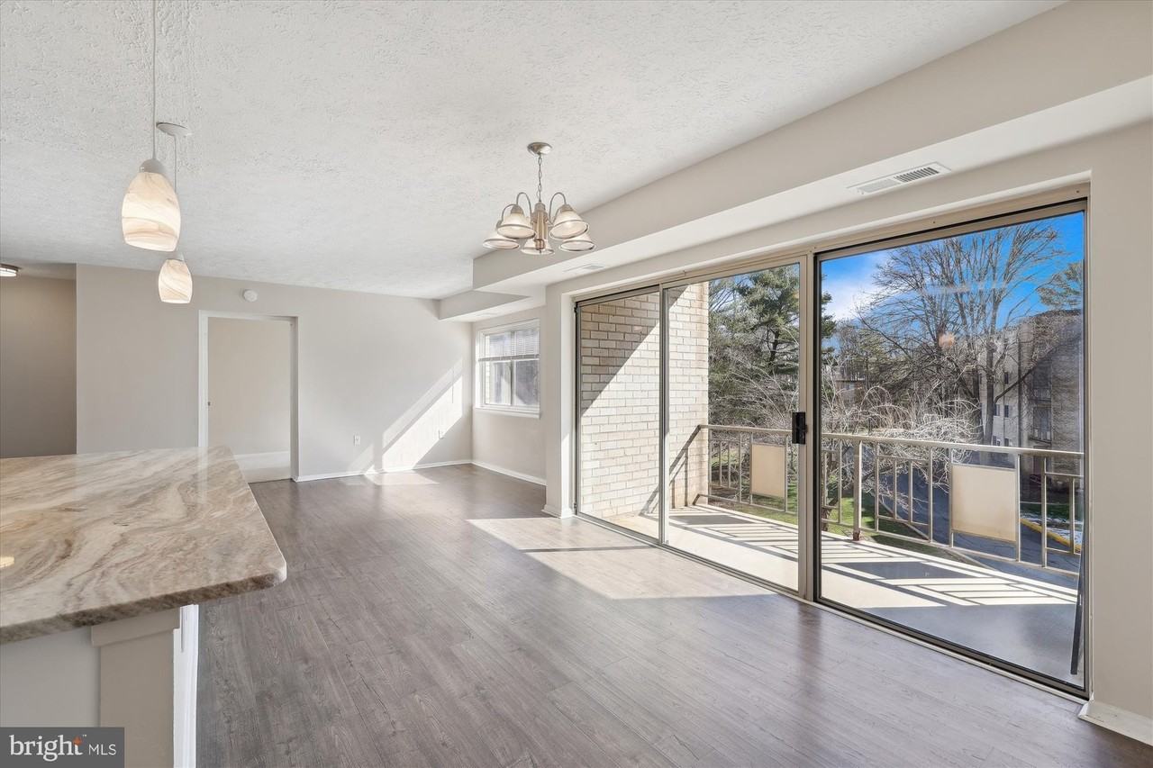 12305 Braxfield Ct Unit 406 #406 - Photo 7 of 35