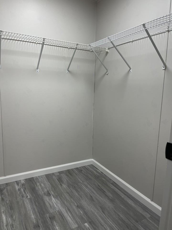 309 S Herman St #1 - Photo 4 of 12