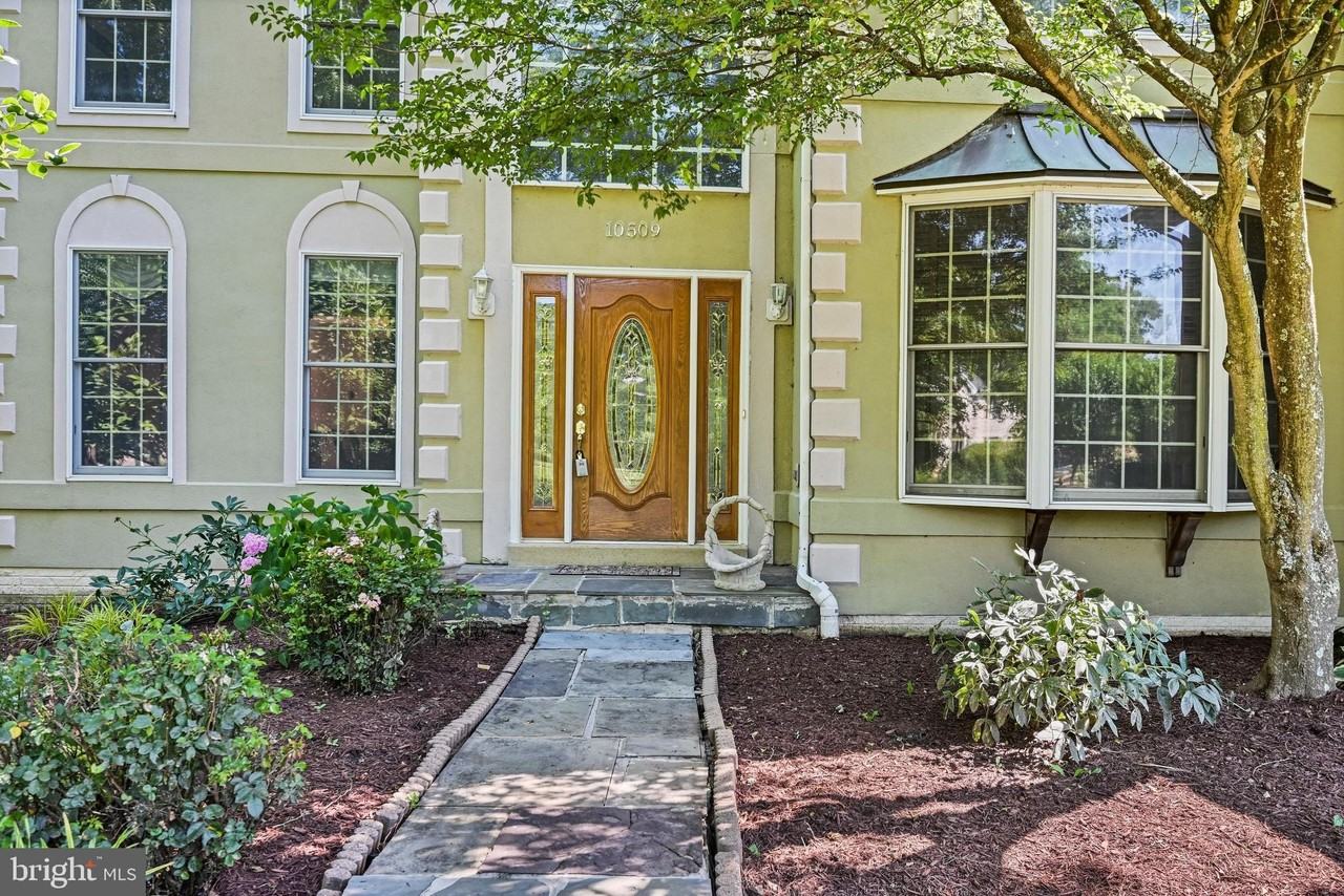 10509 Dunn Meadow Rd - Photo 2 of 50