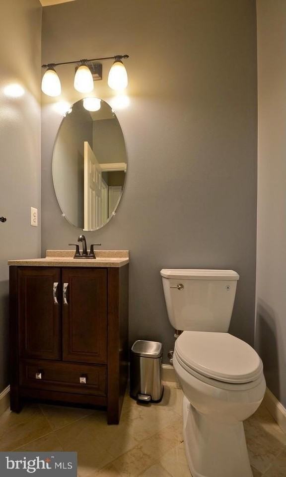 2821 Thistleberry Ct - Photo 7 of 30