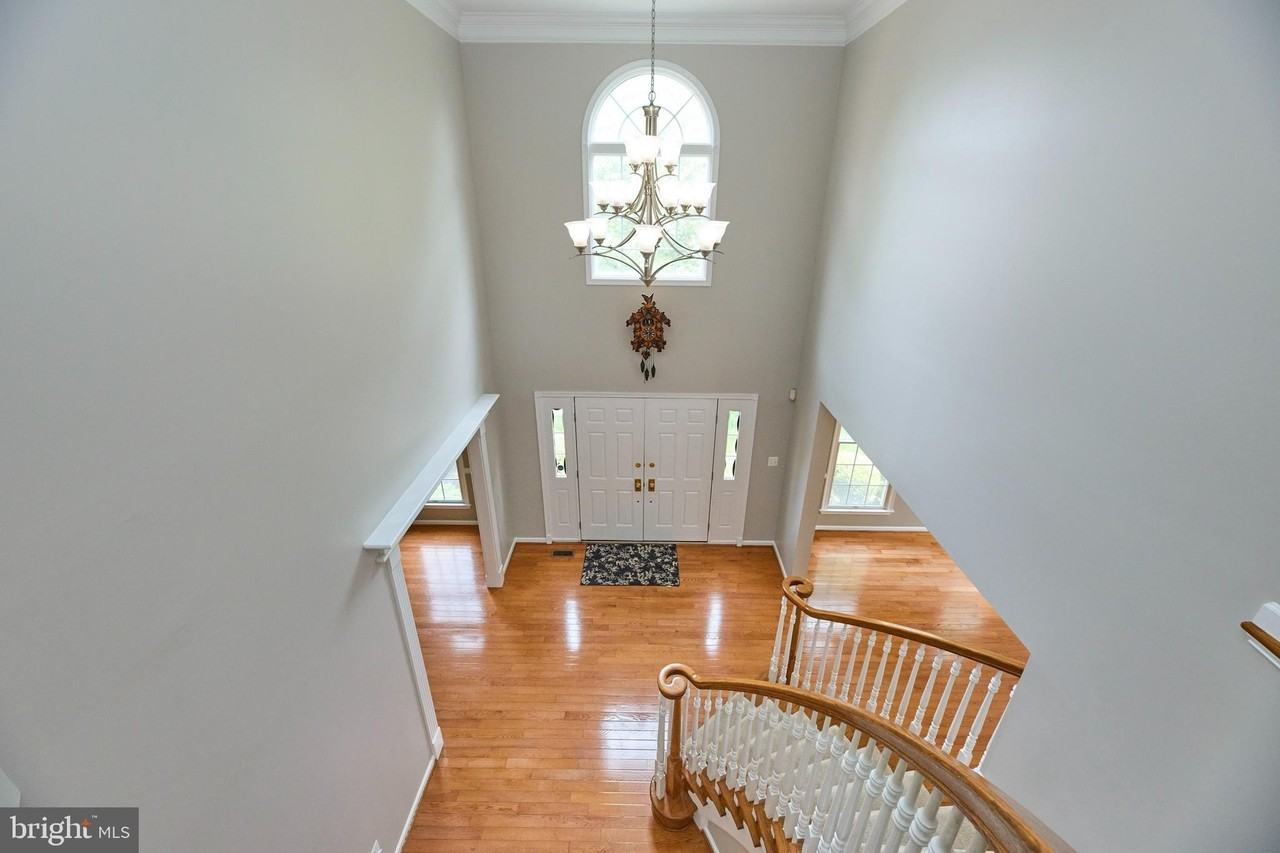 2859 Cherry Branch Ln - Photo 4 of 50