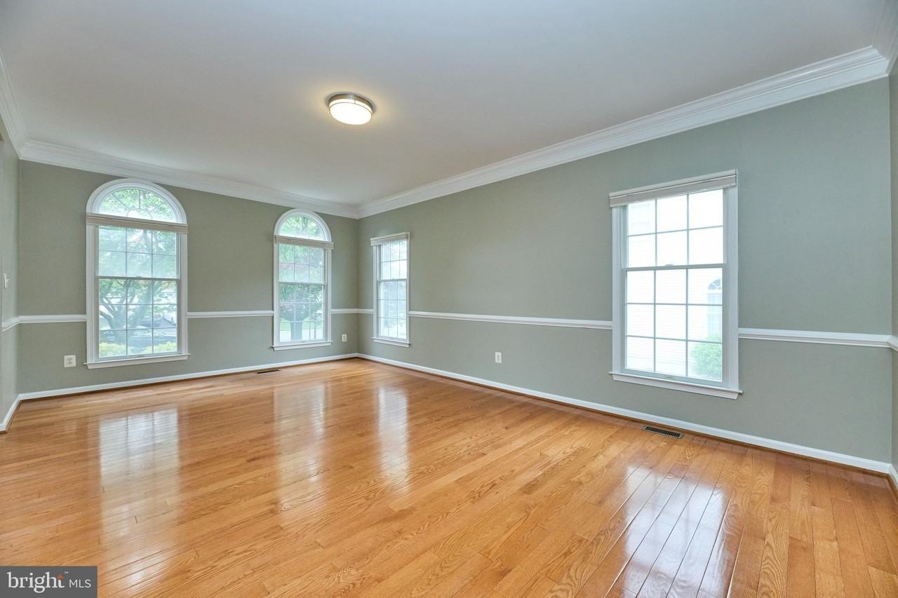 2859 Cherry Branch Ln - Photo 7 of 50