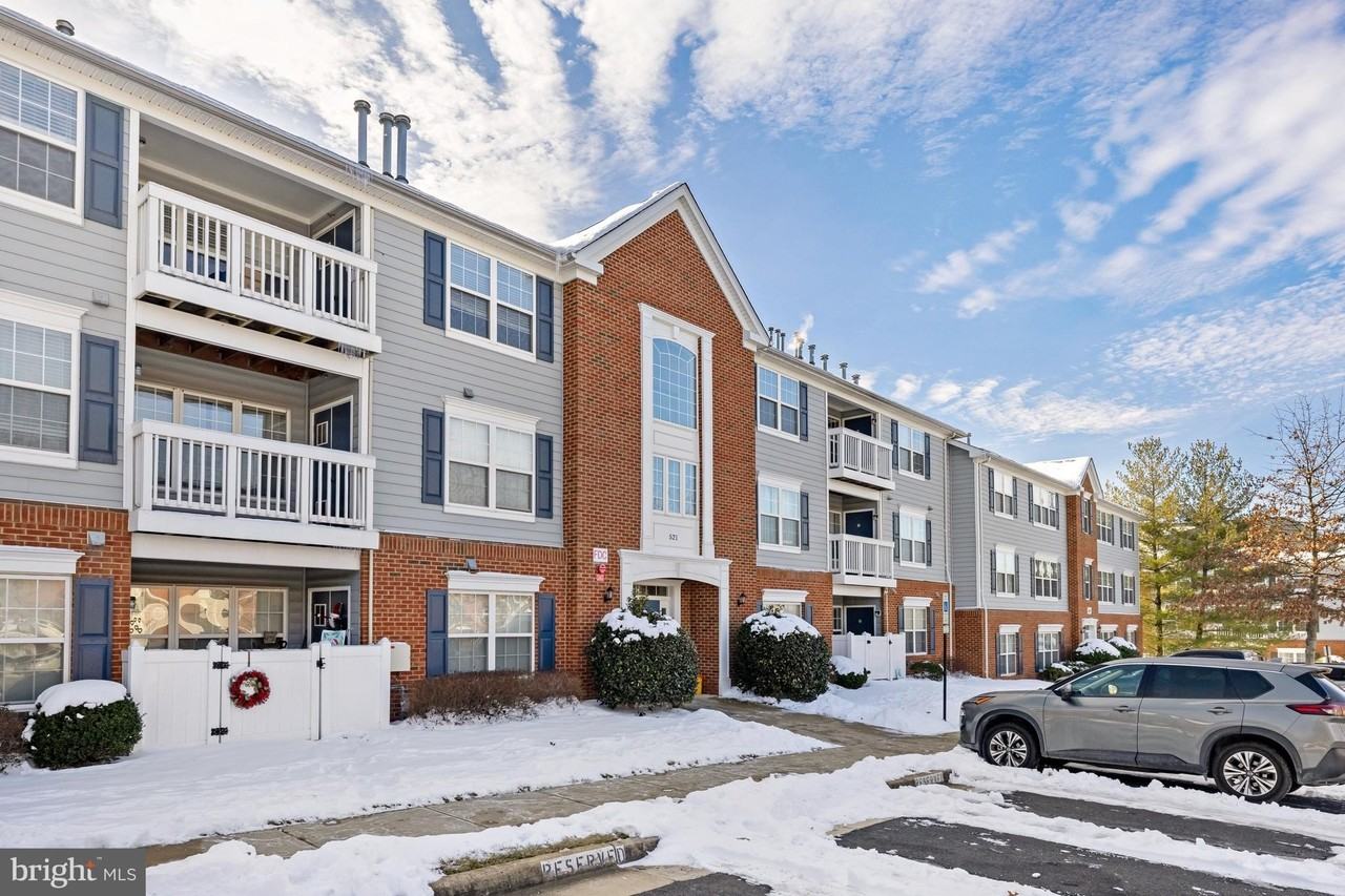 521 Constellation Sq Se Unit J #J - Photo 4 of 37