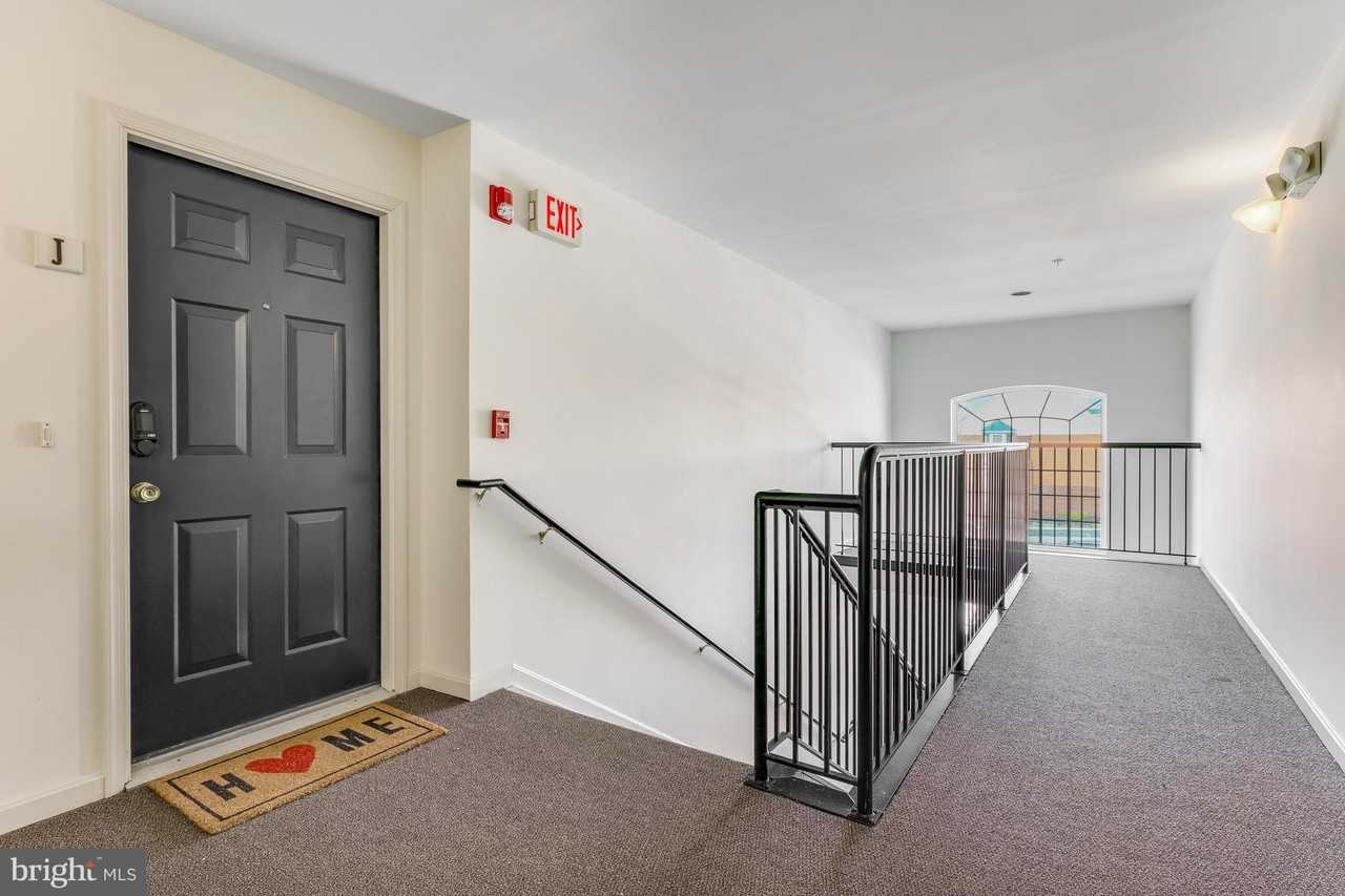 521 Constellation Sq Se Unit J #J - Photo 6 of 37