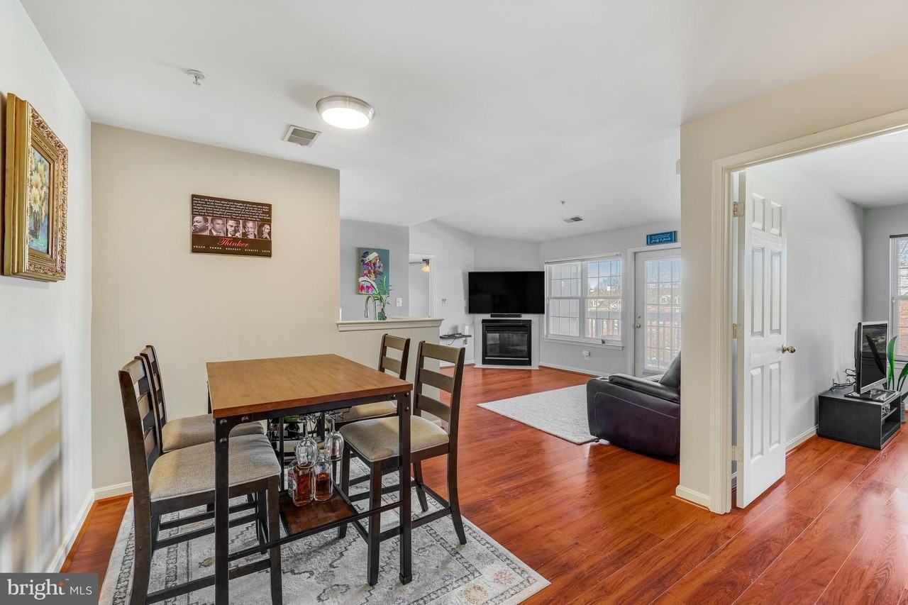 521 Constellation Sq Se Unit J #J - Photo 4 of 25