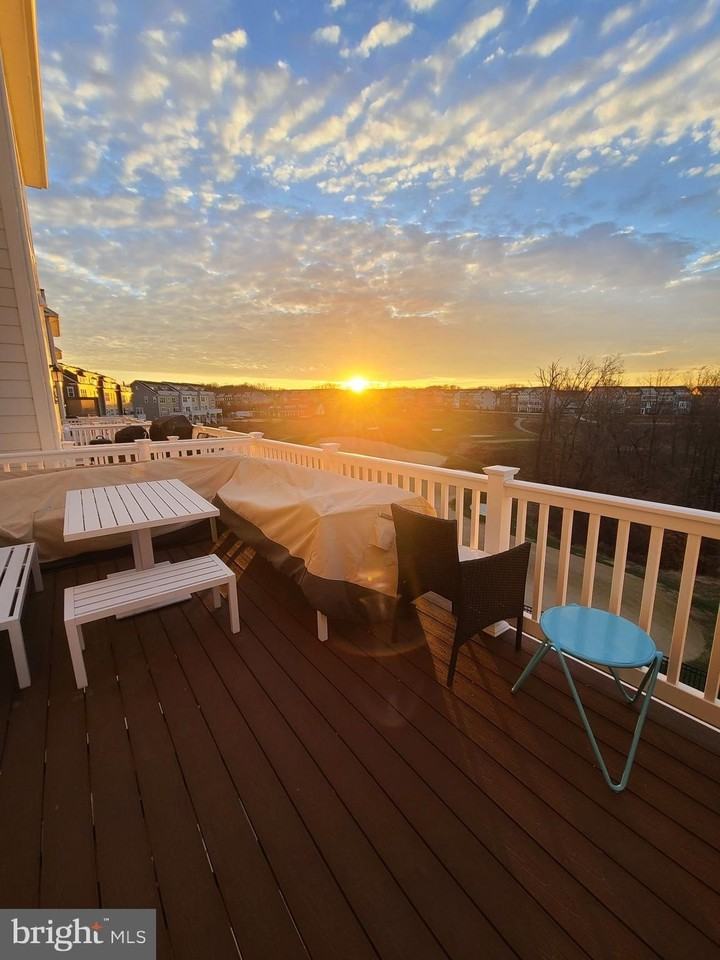 17246 Turnstone Dr - Photo 2 of 43