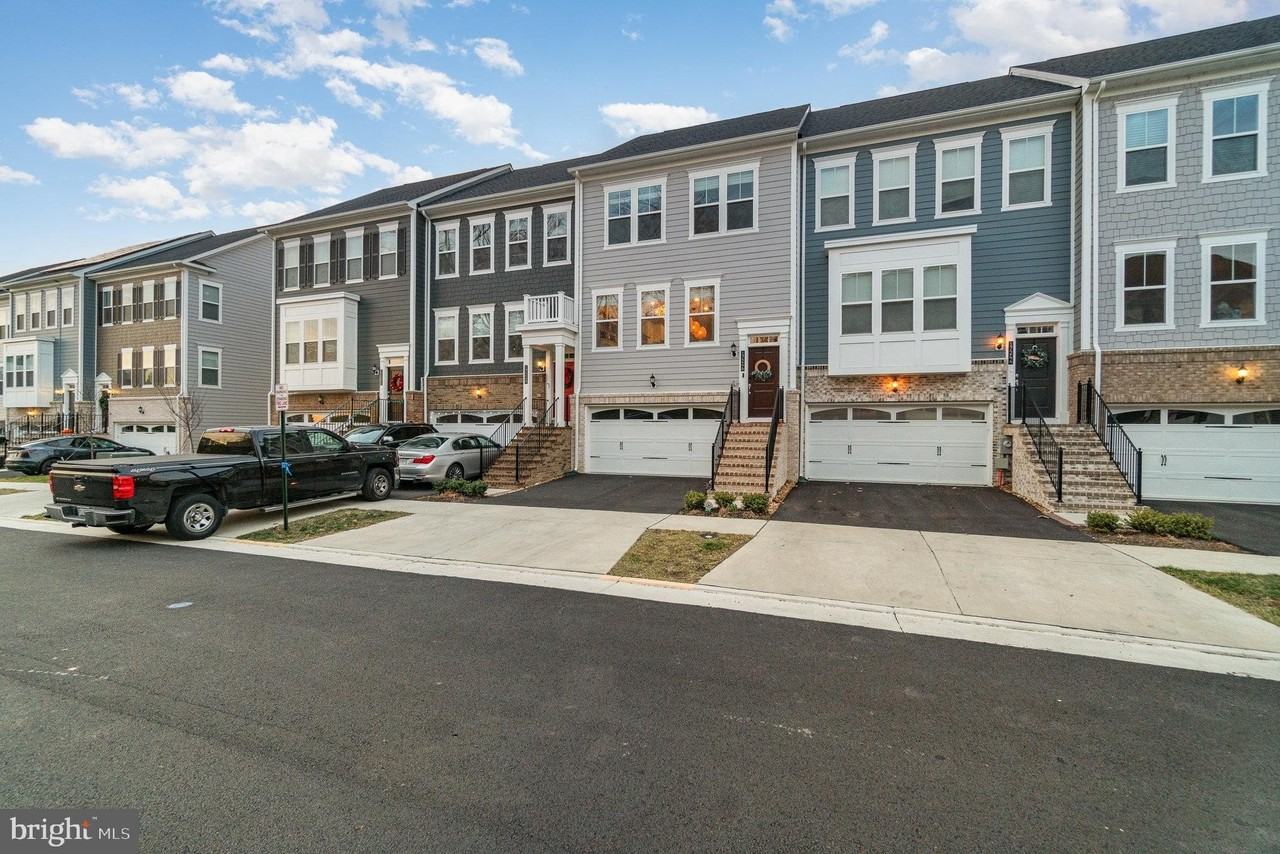 17246 Turnstone Dr - Photo 4 of 43