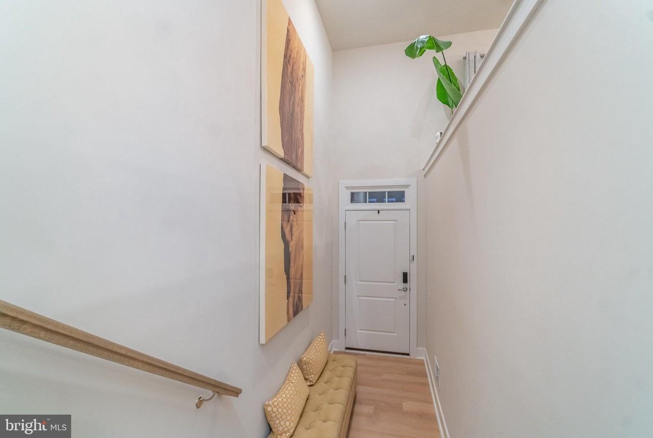 17246 Turnstone Dr - Photo 7 of 43