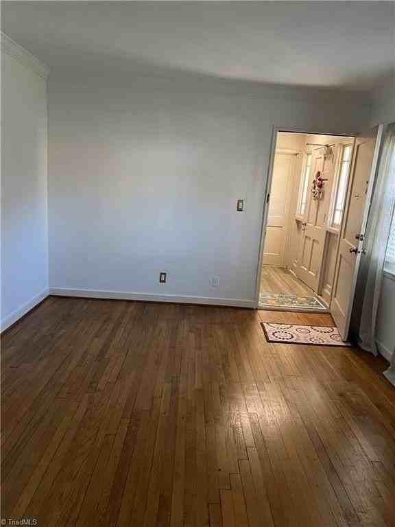 2511 Miller Park Cir #A - Photo 4 of 15