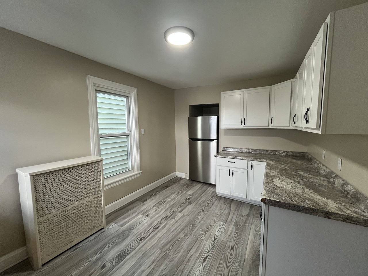 156 S 2nd St #2 - Photo 5 of 15