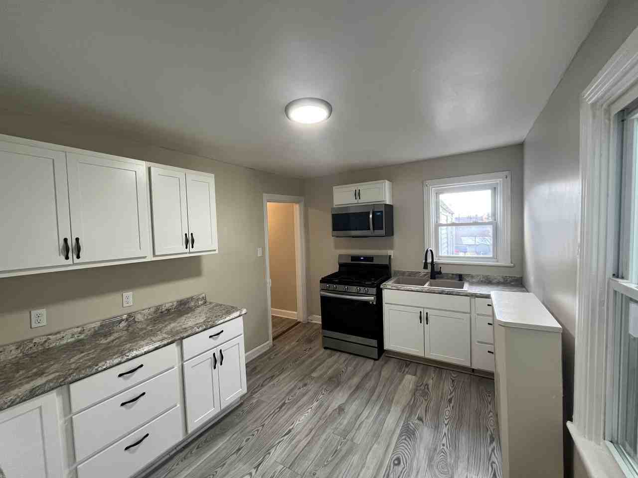 156 S 2nd St #2 - Photo 6 of 15