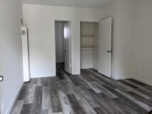 Laurel Cyn 6820 - Photo 1 of 1