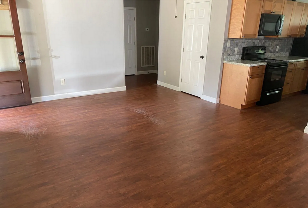 Hickory Ln #5 - Photo 3 of 10