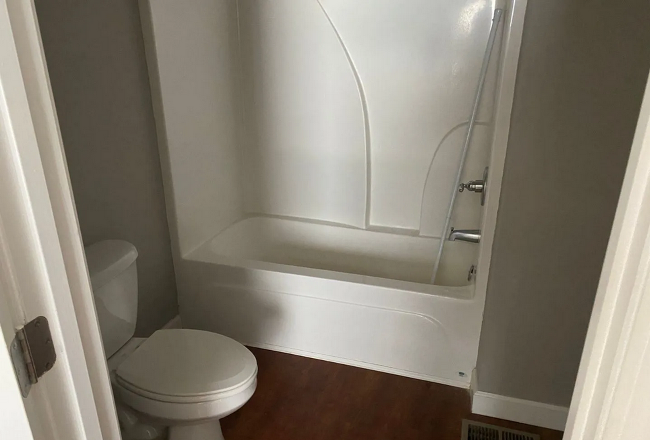 Hickory Ln #5 - Photo 7 of 10