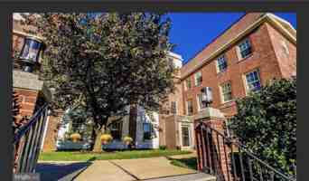 featured image of 711 N Broom St