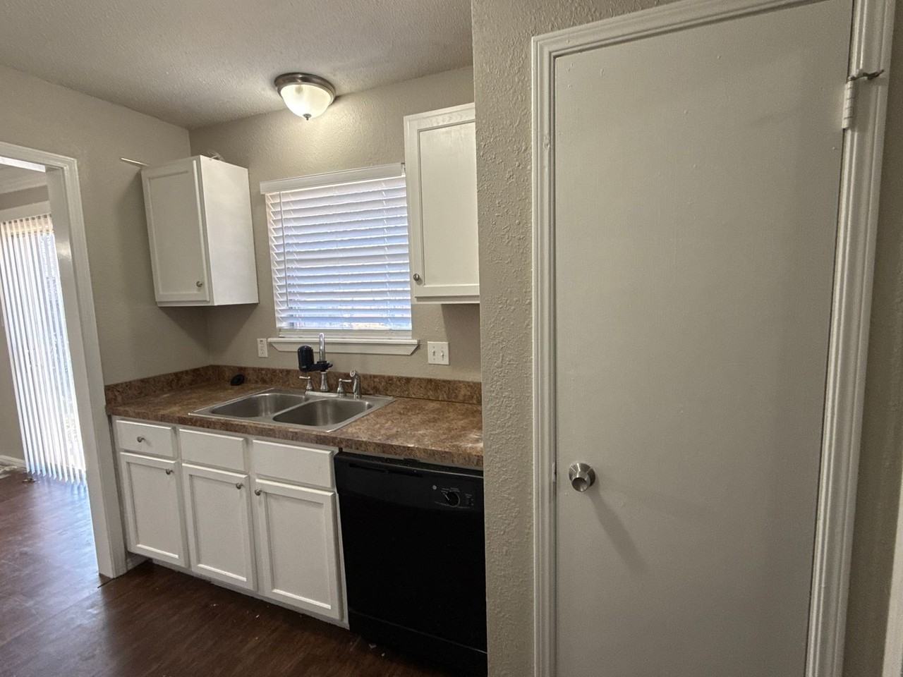 3158 S 124th East Ave - Photo 7 of 17