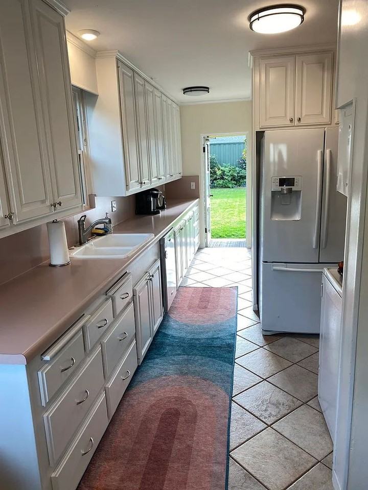 4893 Niagara Ave - Photo 5 of 16