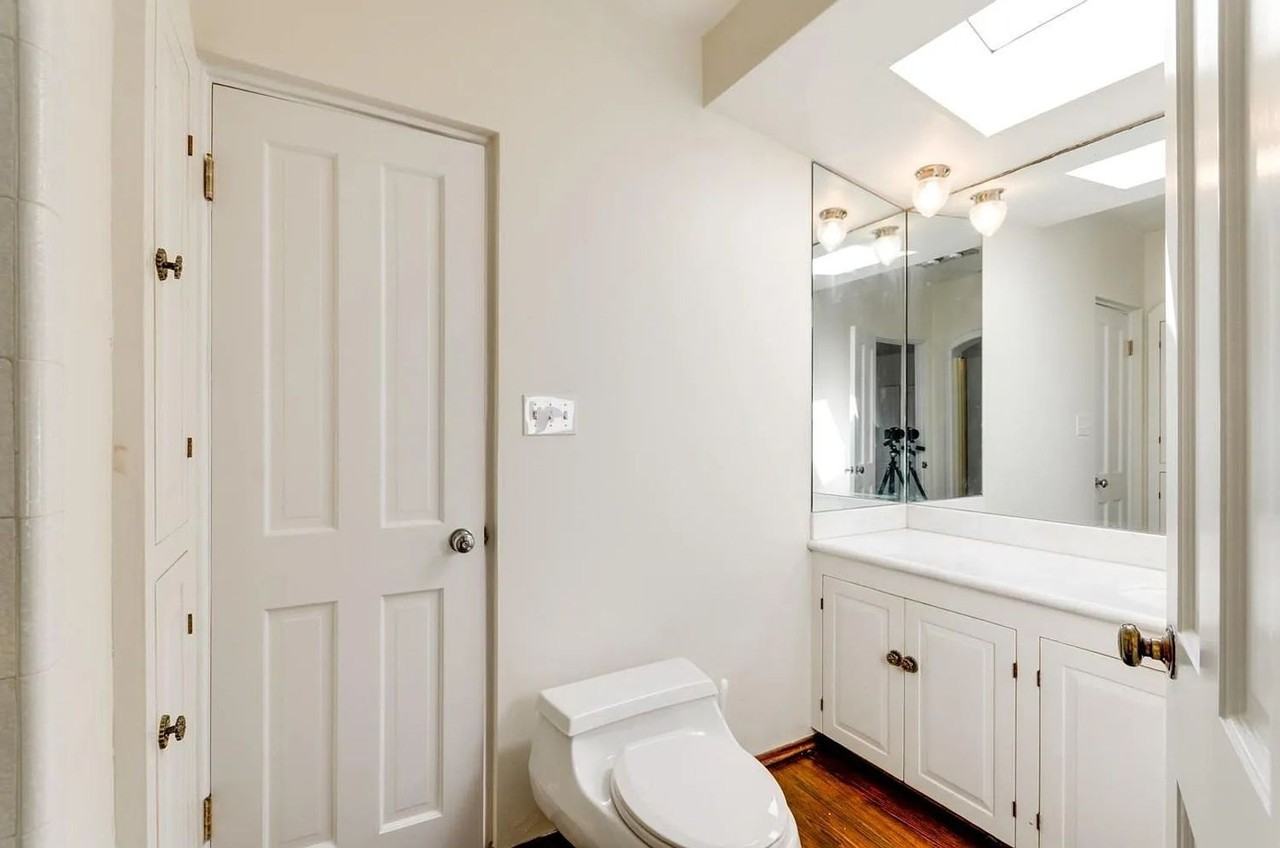 4893 Niagara Ave - Photo 7 of 16