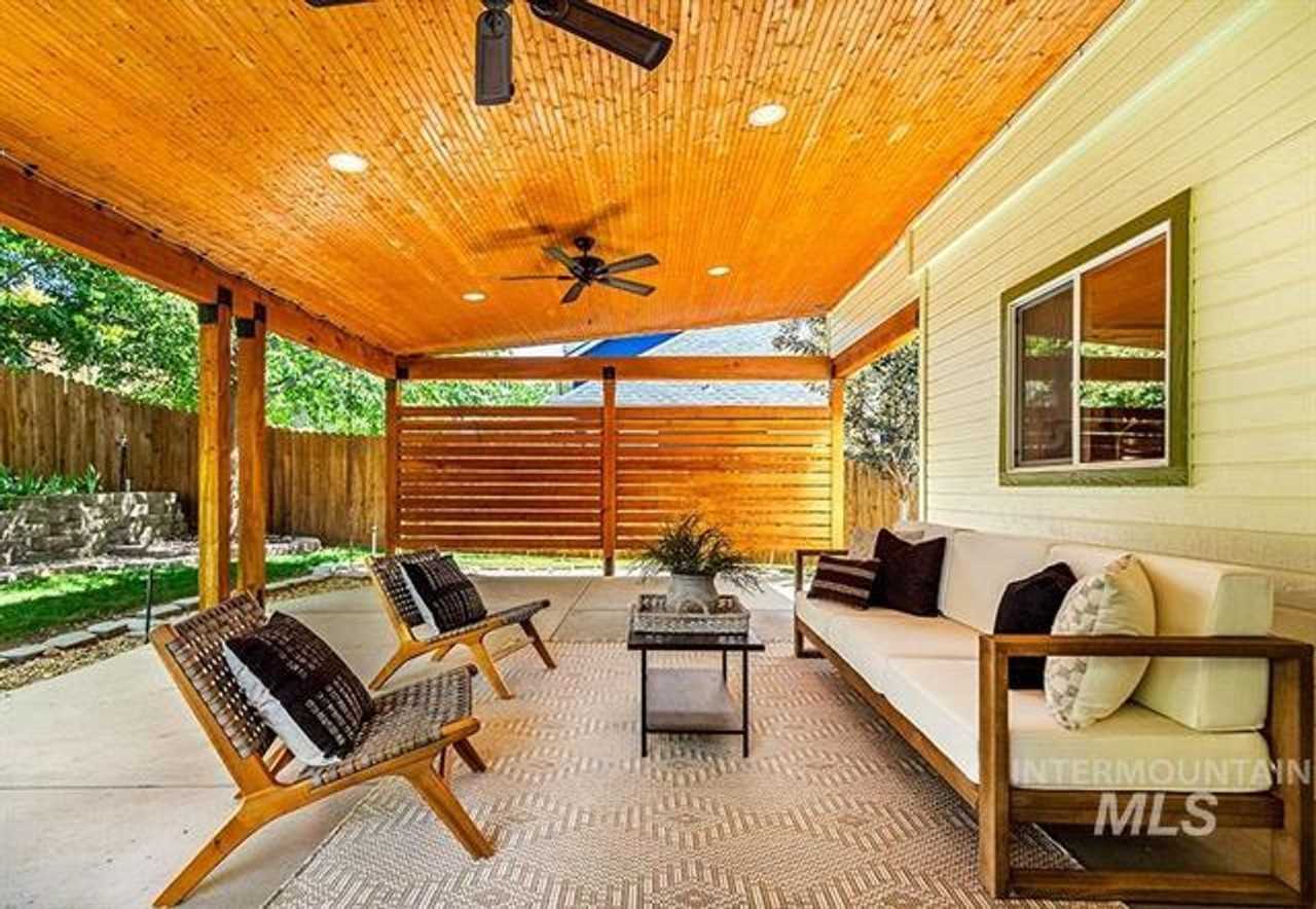 7916 S Rafael Way - Photo 2 of 46