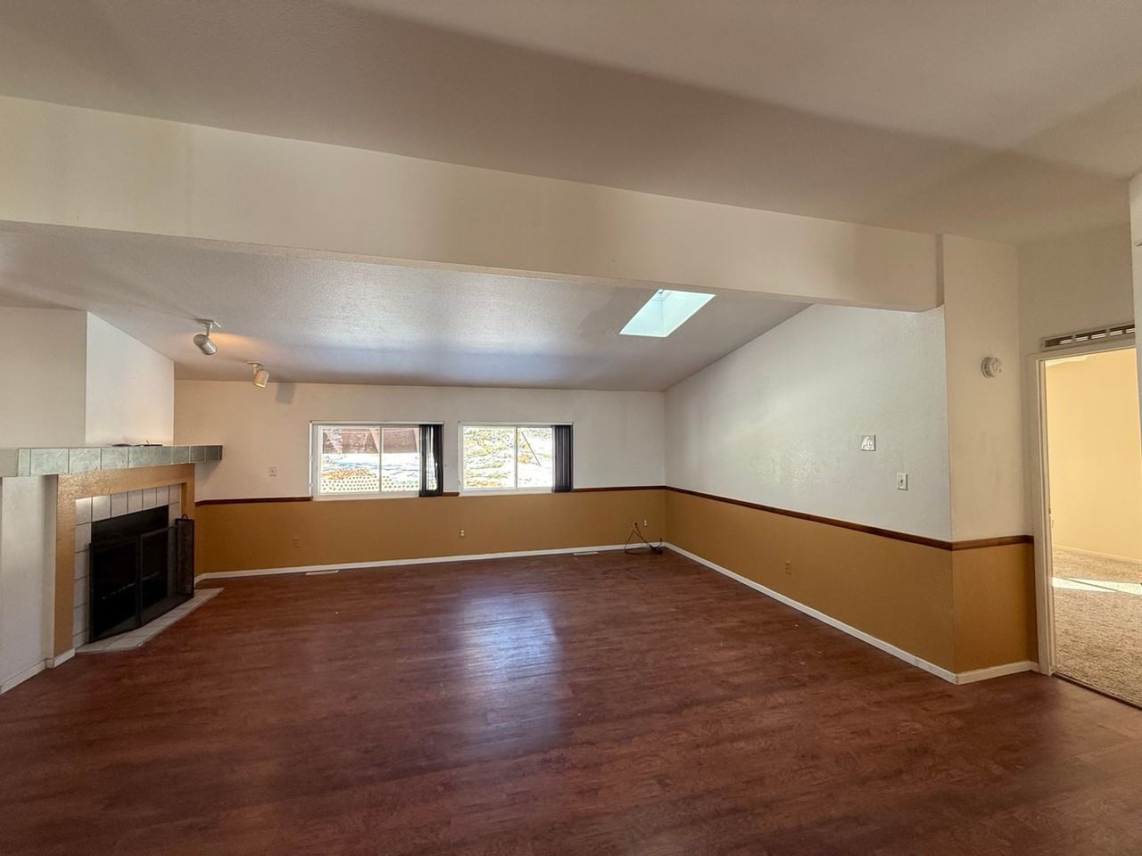 1320 E 2700 N - Photo 3 of 31