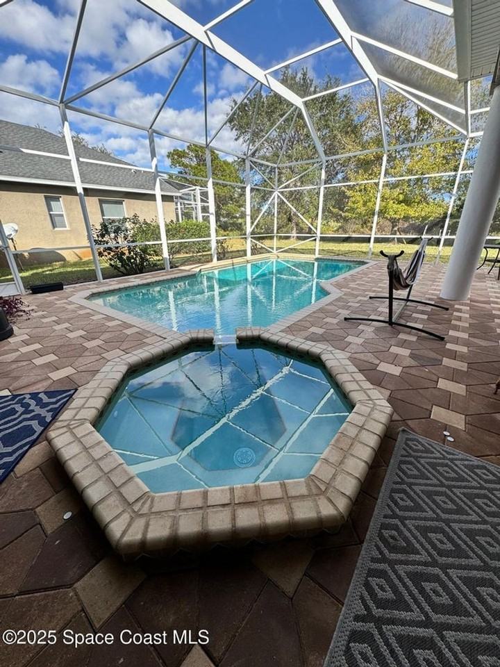 5891 Herons Landing Dr - Photo 3 of 9