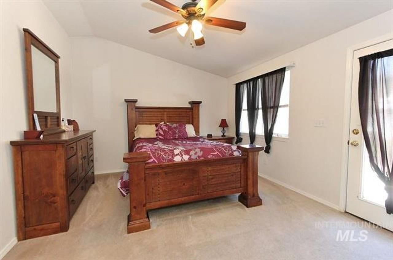 2994 W Fieldstream Dr - Photo 6 of 18