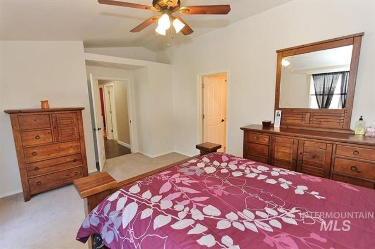 2994 W Fieldstream Dr - Photo 7 of 18