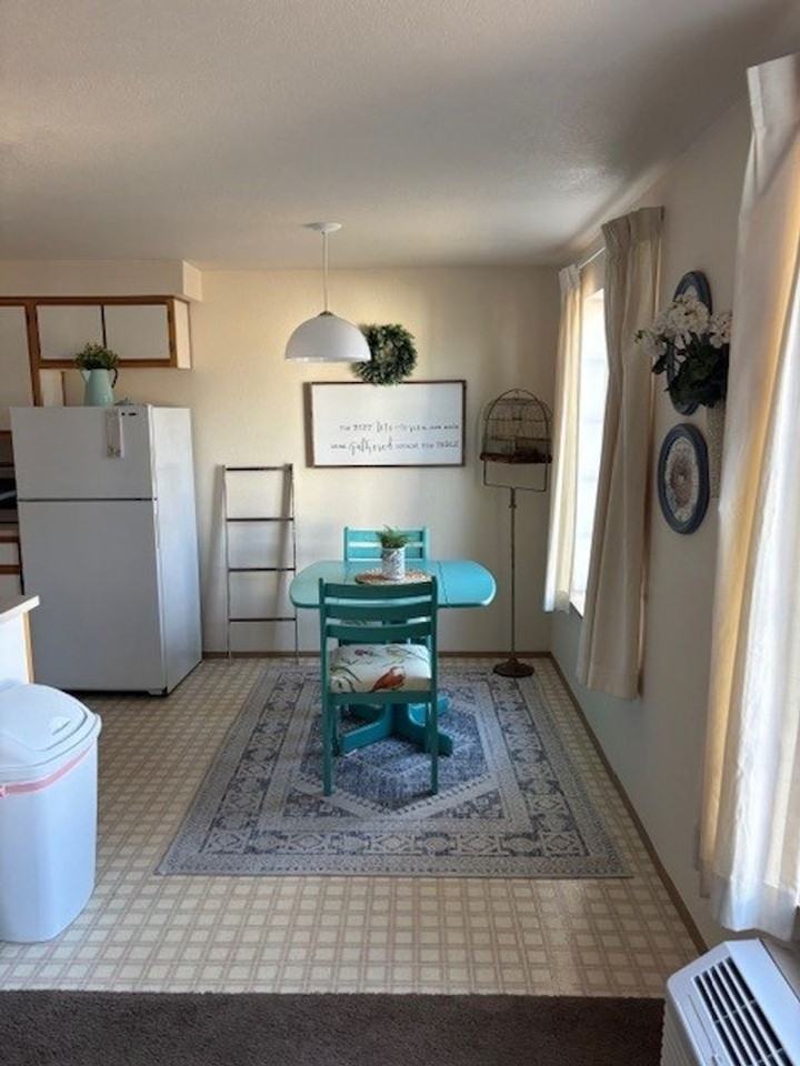2 Bedroom Apartments in Pendleton - Photo 2 of 16
