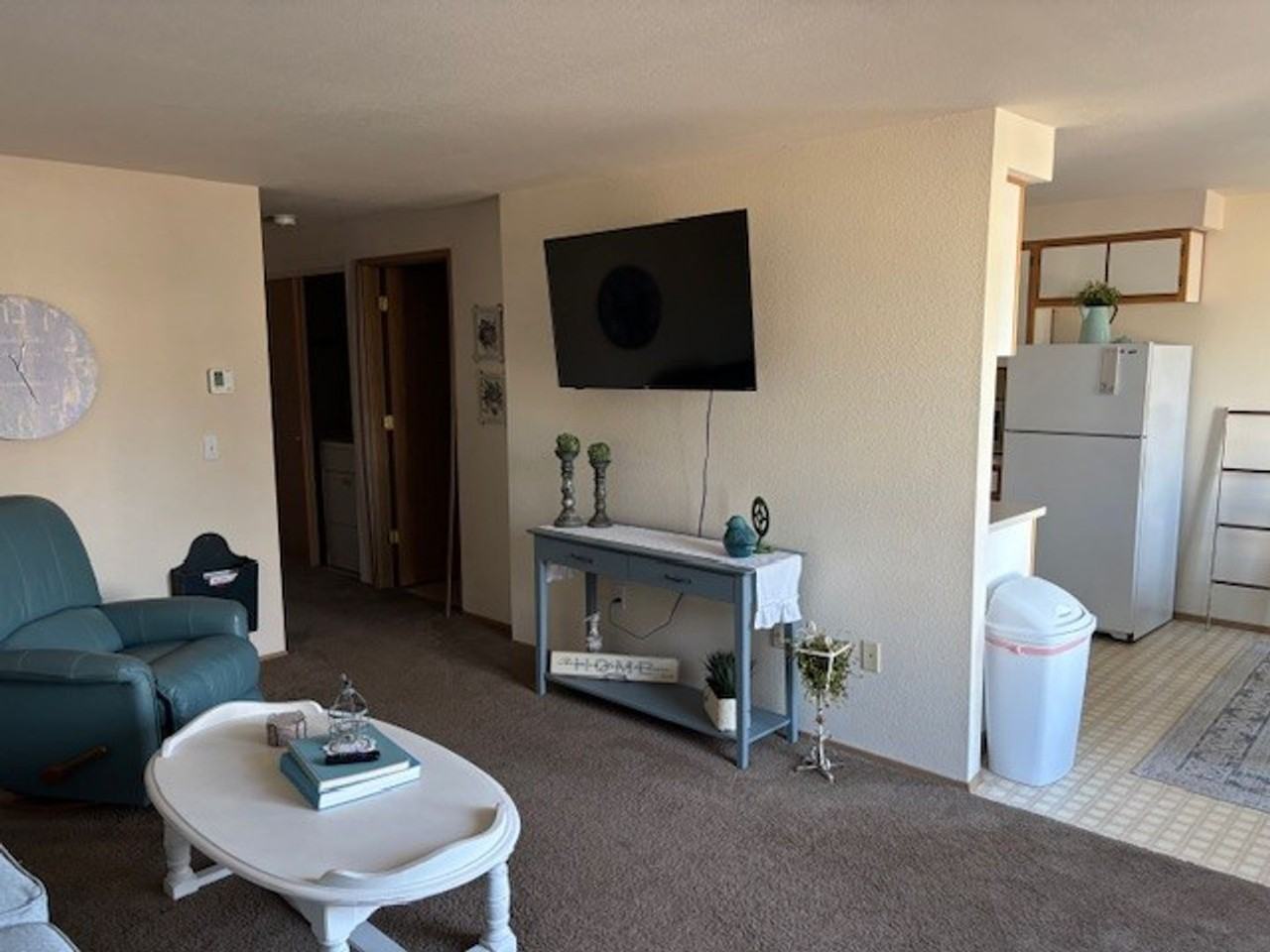 2 Bedroom Apartments in Pendleton - Photo 3 of 16