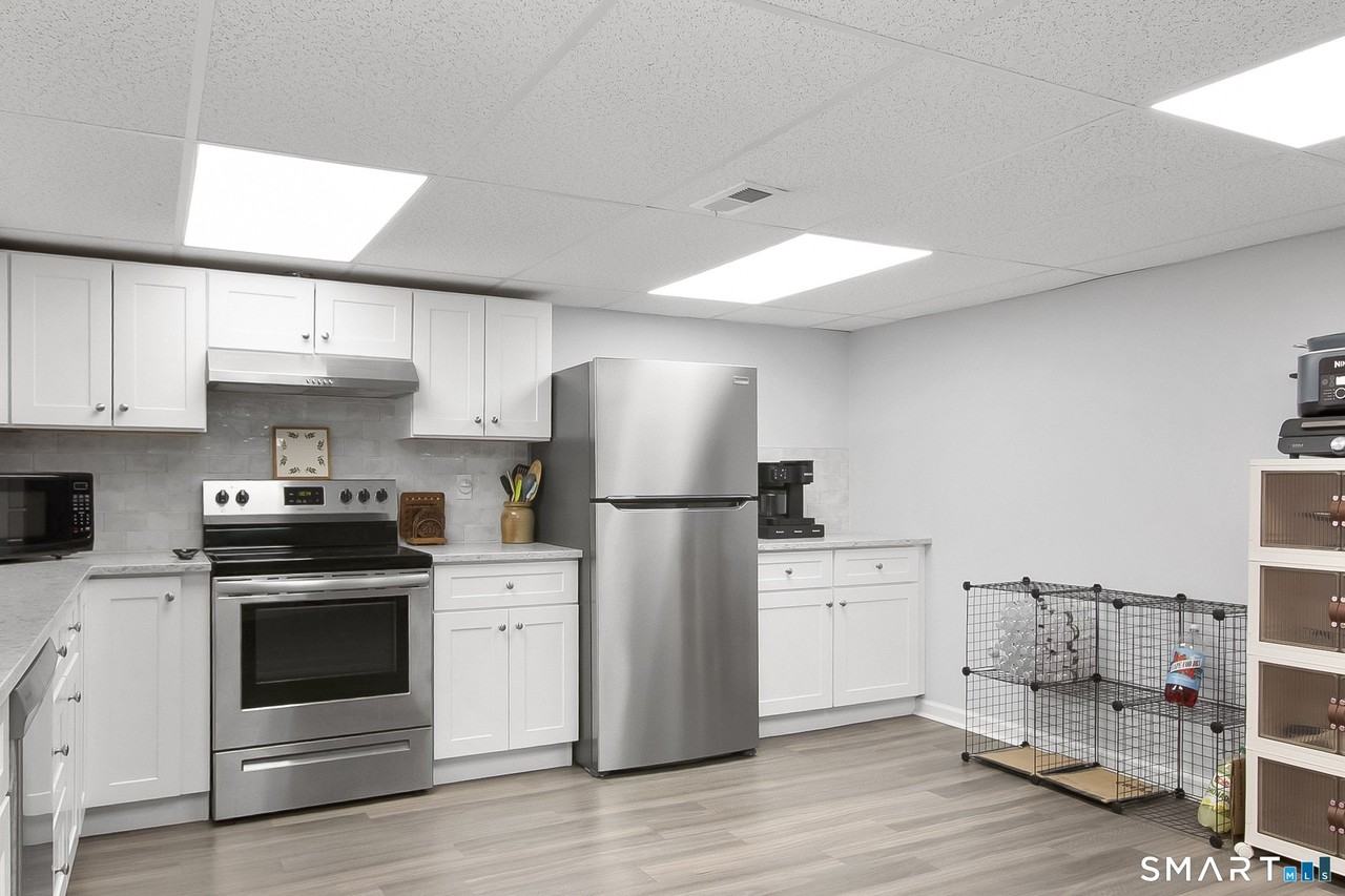 104 East Ave #GL - Photo 5 of 19