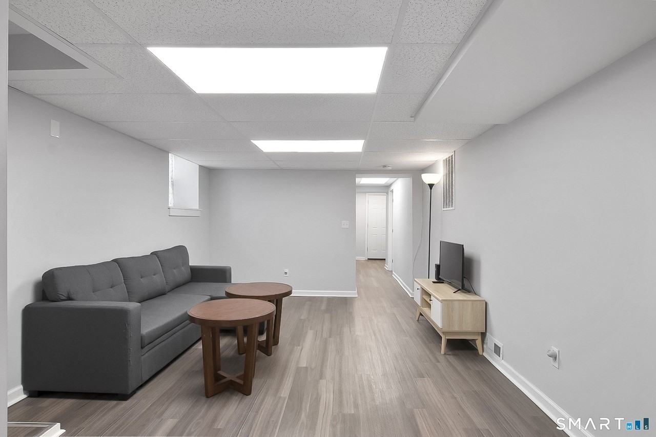 104 East Ave #GL - Photo 7 of 19