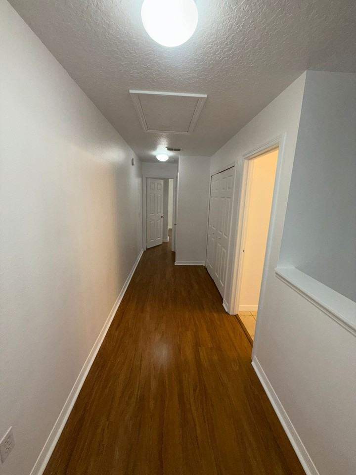 5384 Paradise Cay Cir #1 - Photo 4 of 44