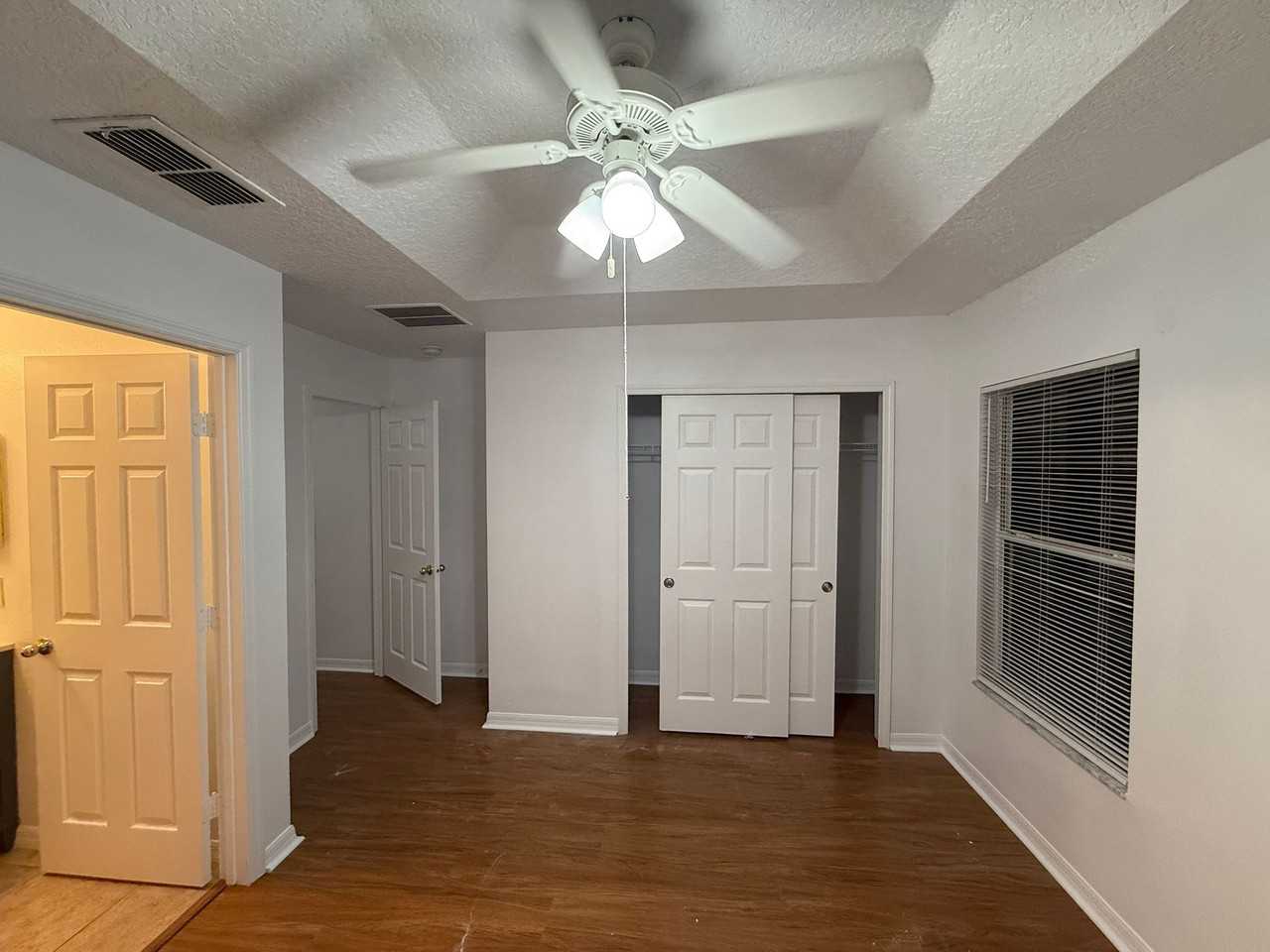 5384 Paradise Cay Cir #1 - Photo 7 of 44