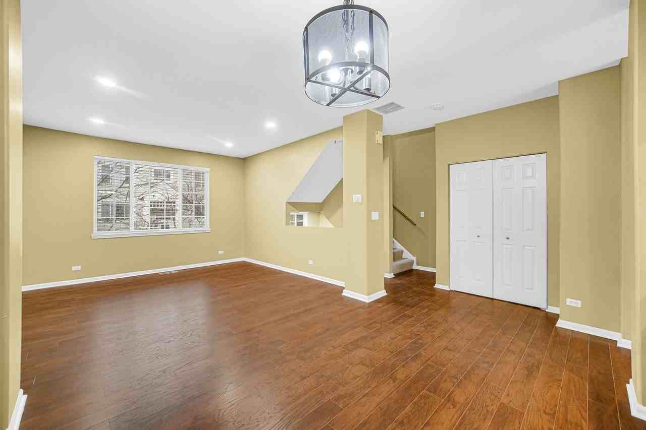 3473 Ravinia Cir - Photo 7 of 26