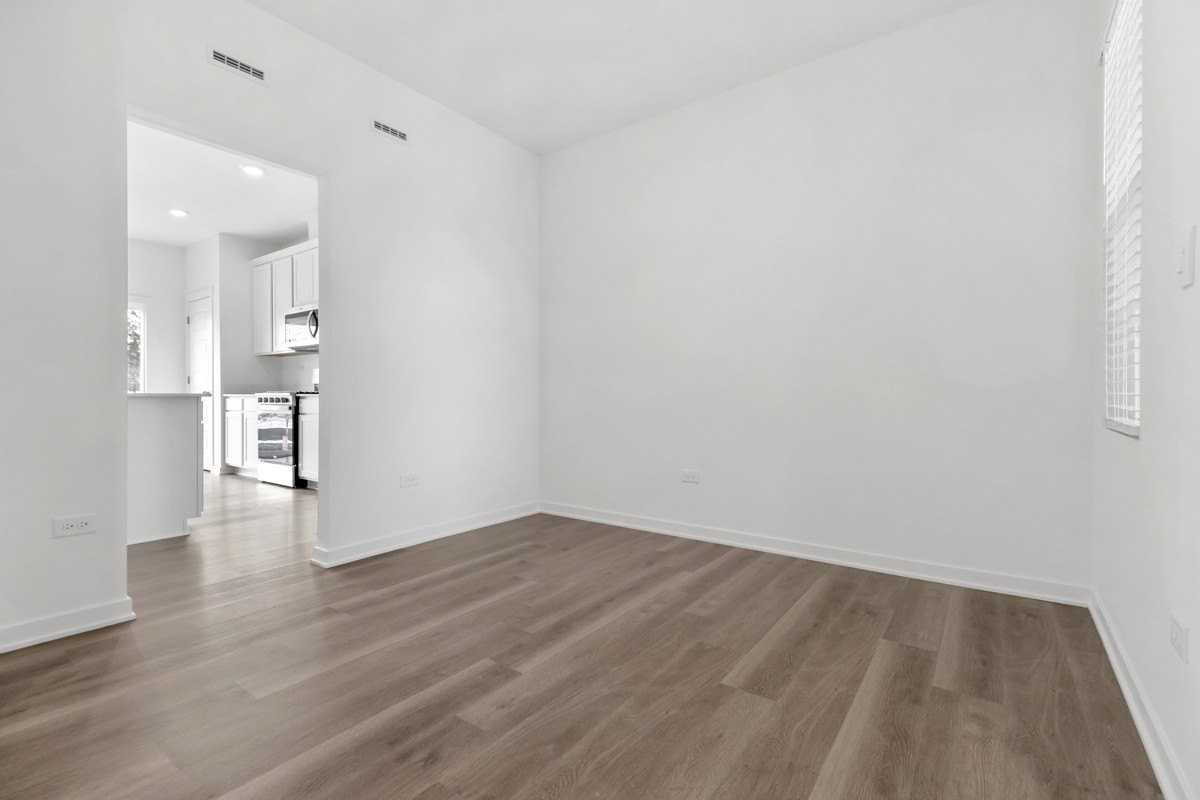 1763 Baler Ave - Photo 5 of 26