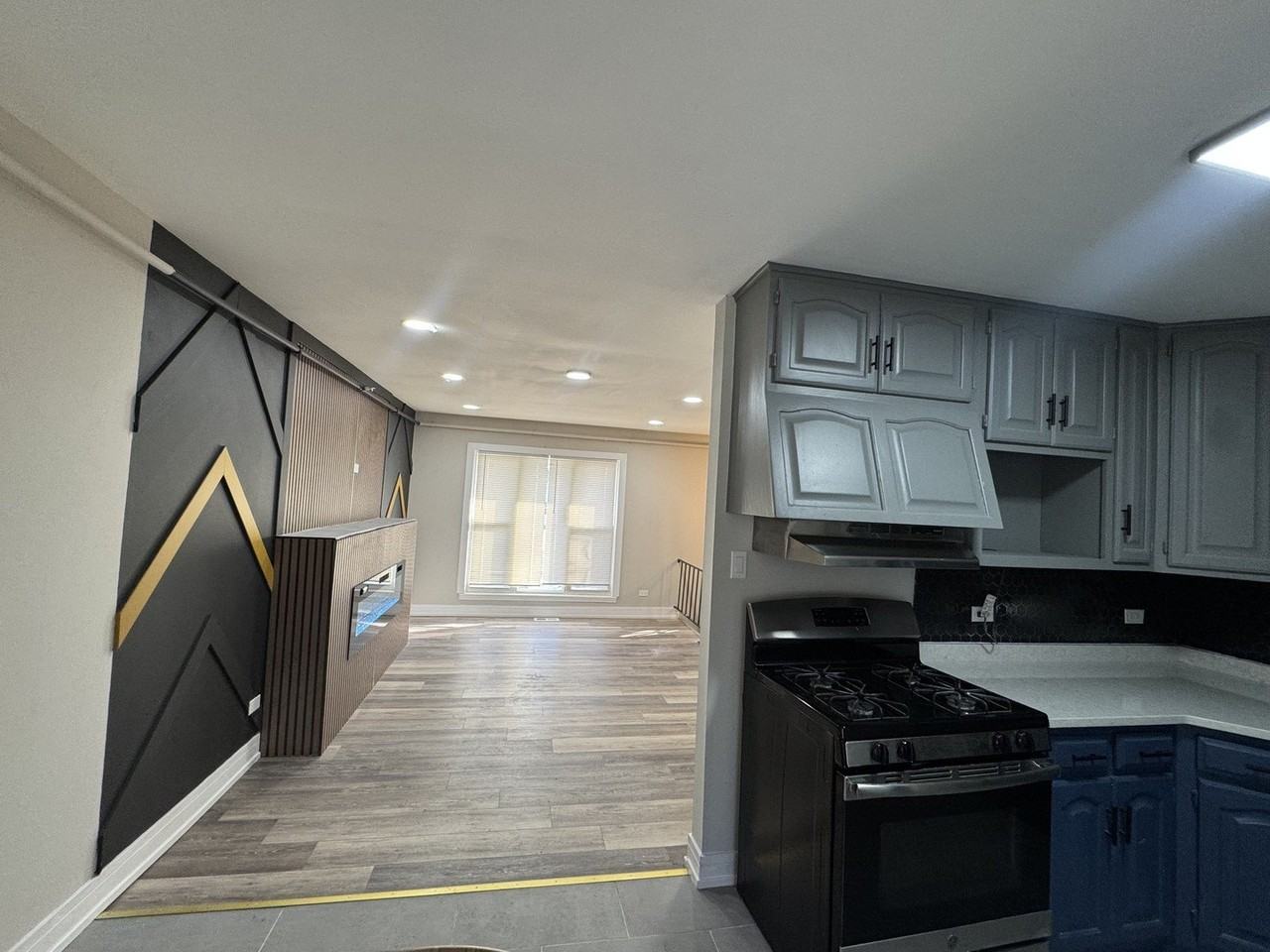 22220 Brookwood Dr - Photo 7 of 15