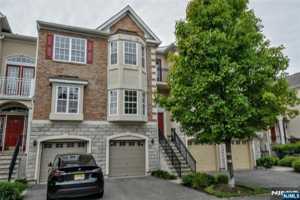 featured image of 126 Blue Heron Dr