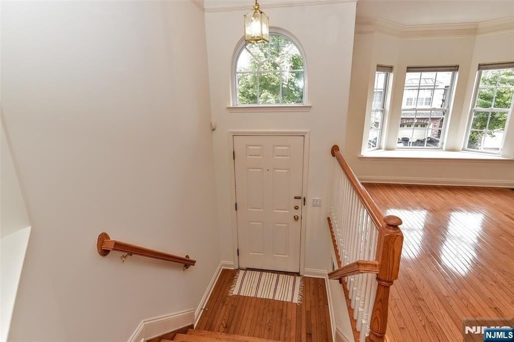 126 Blue Heron Dr - Photo 3 of 33