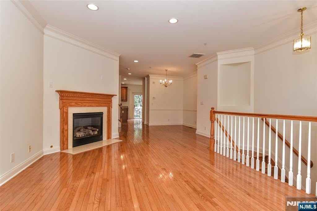 126 Blue Heron Dr - Photo 5 of 33