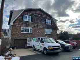 282284 Washington St - Photo 1 of 1