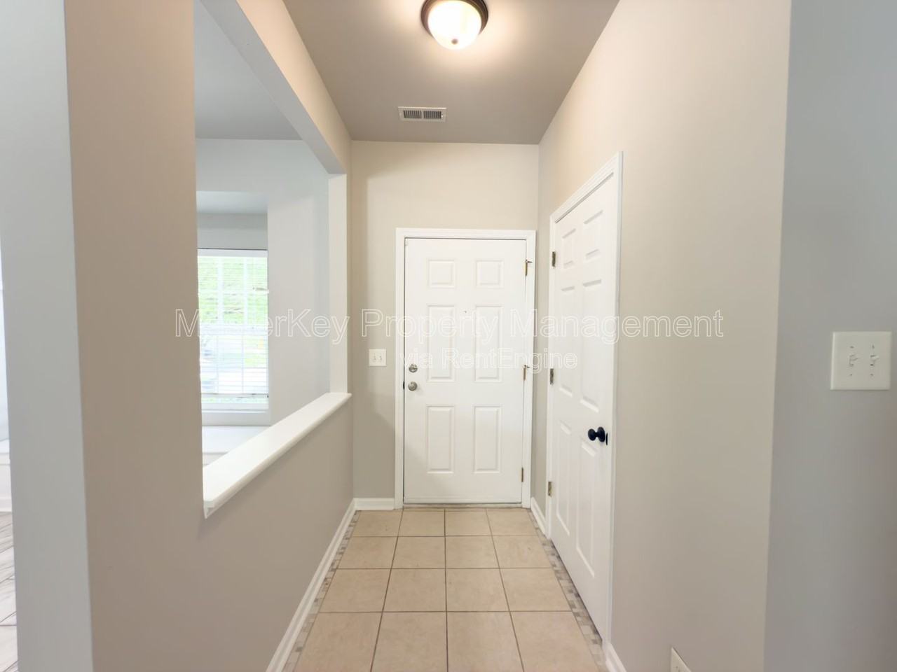 123 Baberton Dr - Photo 2 of 22