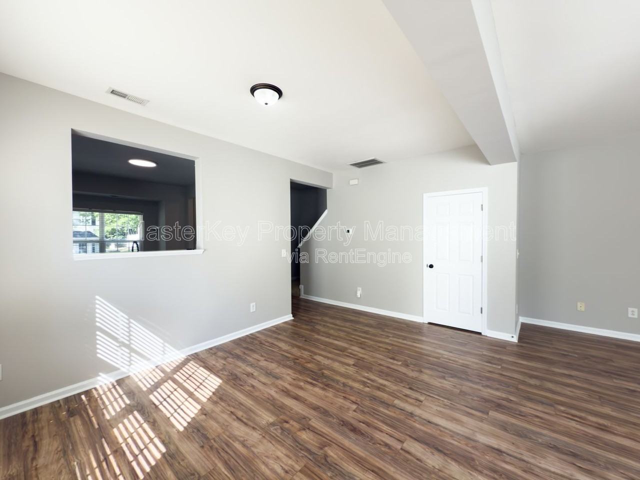 123 Baberton Dr - Photo 6 of 22