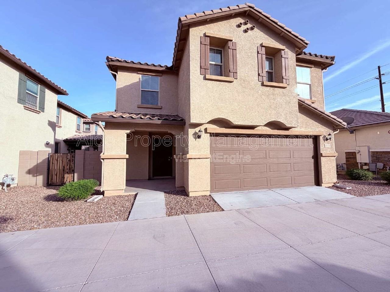 5113 E Greenway St - Photo 2 of 30